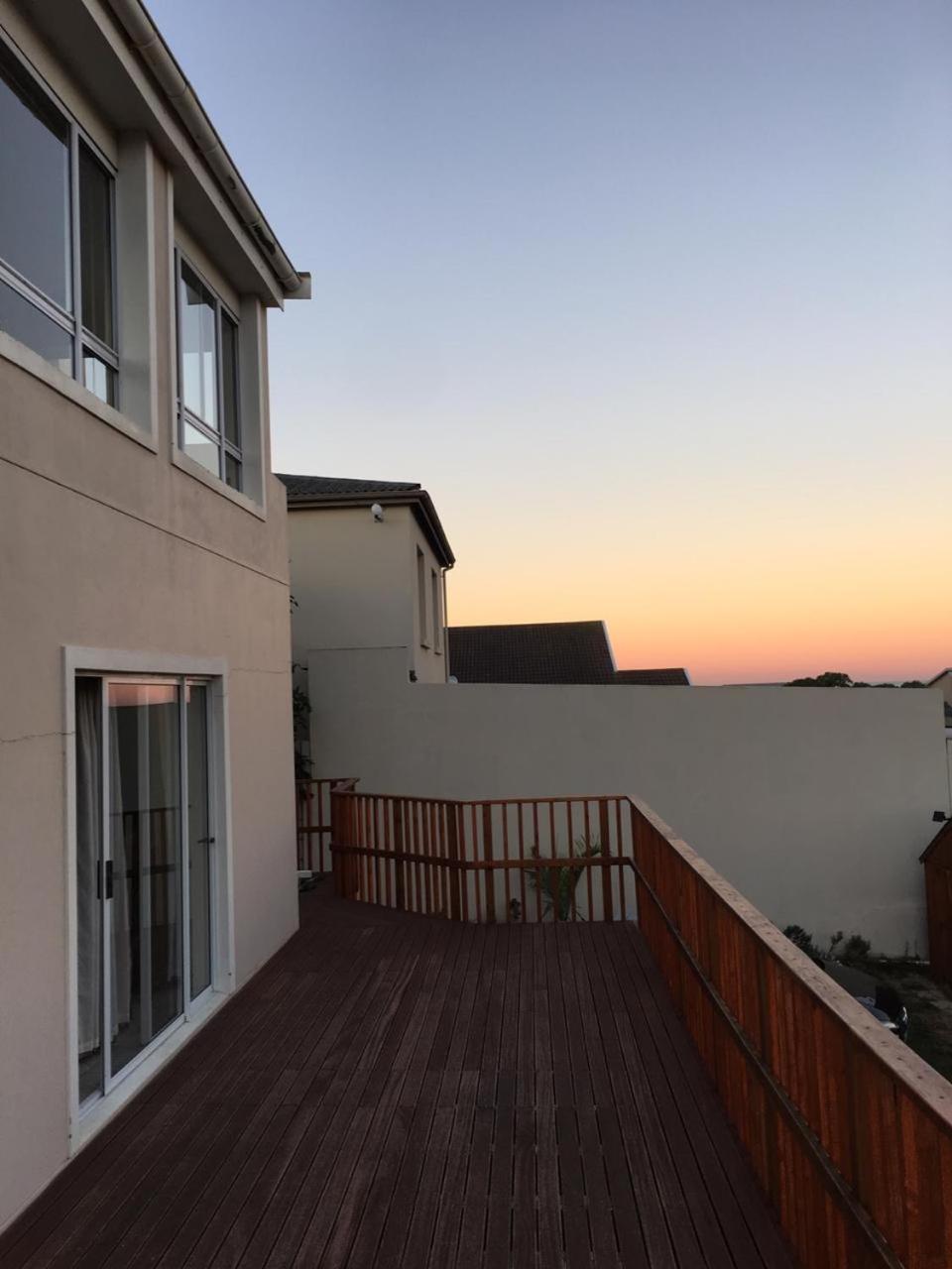 'On Point' Beach House - Jeffreys Bay Exterior photo